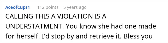 Screenshot of a Reddit comment discussing an entitled grandma causing family drama after stealing grandson&rsquo;s ashes.