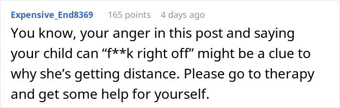 Commenter advising a guy to seek therapy after his daughter demands apology for generational trauma, sparking netizen reactions. - 35