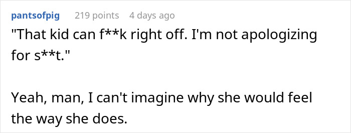 Text screenshot showing a man refusing to apologize for generational trauma despite his daughter’s demands and netizens’ reactions. - 32