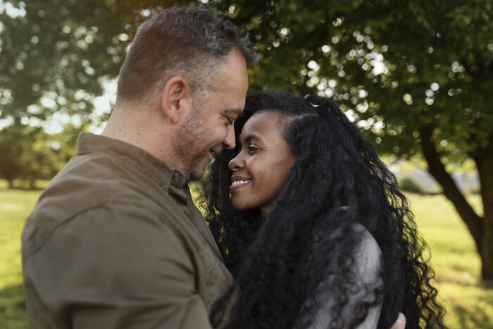 People Are Revealing The Most Unhinged, Depressing And Awful Things They Know About Their Families