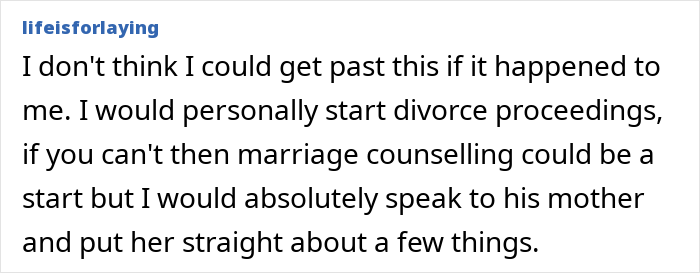 Text excerpt from a woman discussing discovering her husband secretly texting his mother and considering divorce or counseling.