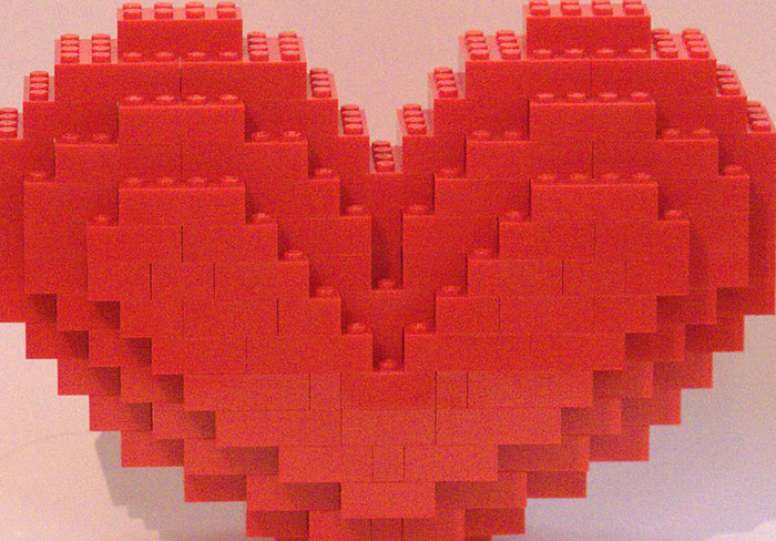 “Tell Me A Gift You Received That Didn't Have A Huge Price Tag But Felt Incredibly ‘Expensive’” (50 Answers)