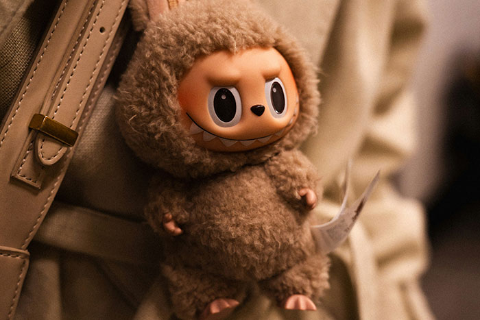 “Make Me Physically Recoil”: 50 Fashion Trends People Can’t Stand