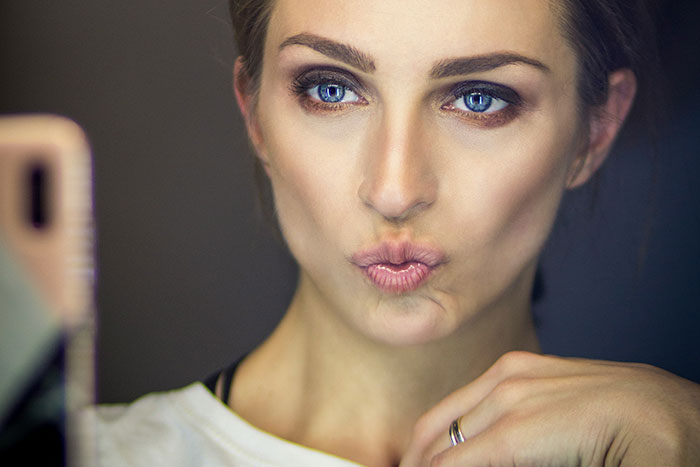 “Make Me Physically Recoil”: 50 Fashion Trends People Can’t Stand