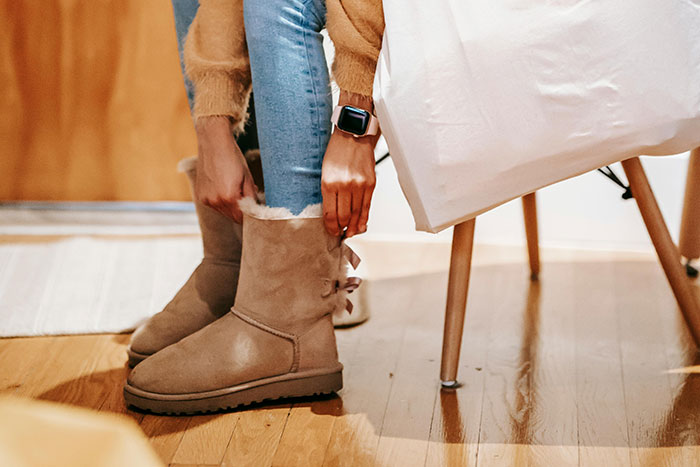 “Make Me Physically Recoil”: 50 Fashion Trends People Can’t Stand