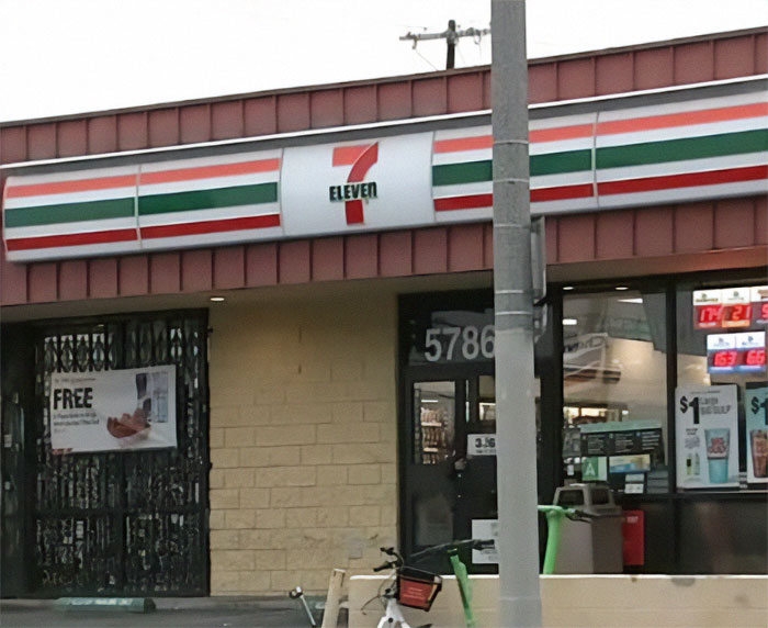 7-Eleven store exterior with signage, related to tragic incident involving worker and manager restraining her.