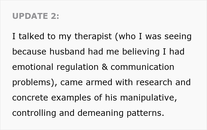 Woman talking to therapist about manipulative husband’s controlling and demeaning patterns, seeking emotional support and clarity. - 40