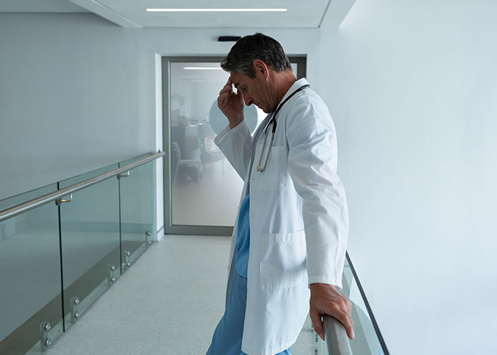 “What Is The Scariest Story You Know That Is 100% True?” (40 Creepy Answers)