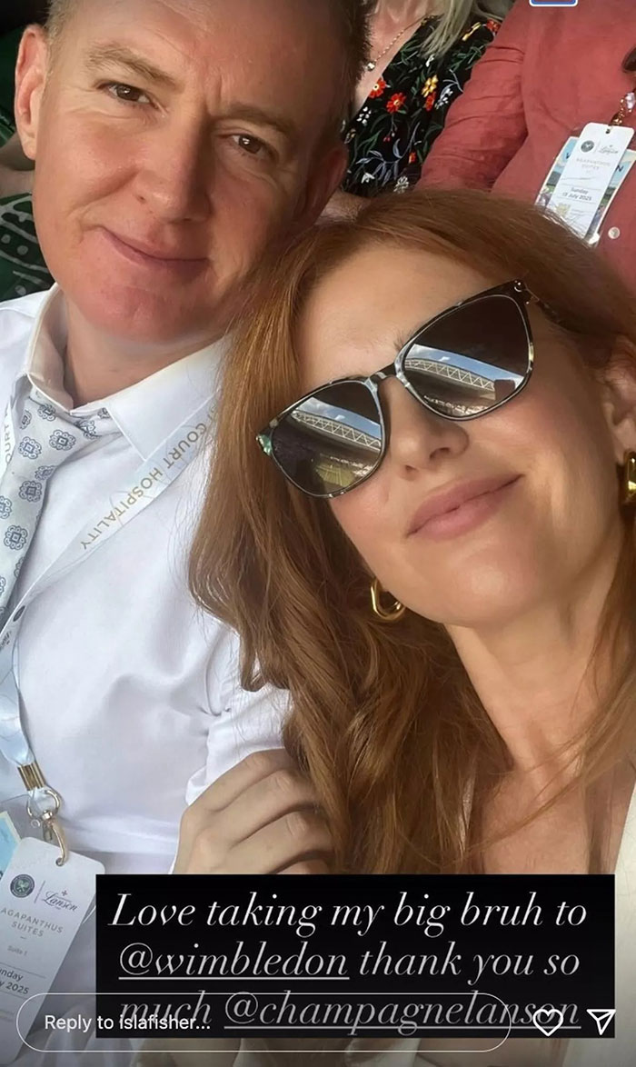 Isla Fisher wearing sunglasses with reflection at Wimbledon, sharing a message about marriage after divorce. - 7