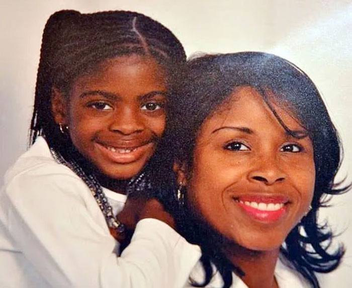 Young woman abducted from hospital embraces her kidnapper who she still calls mom after 27 years. Young woman abducted from hospital embraces her kidnapper who she still calls mom after 27 years.