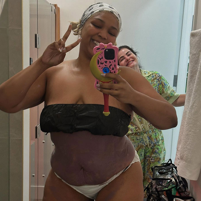 Lizzo Strips Down To Show Drastic Weight Loss, Comes Clean About How Exactly She Dropped Pounds