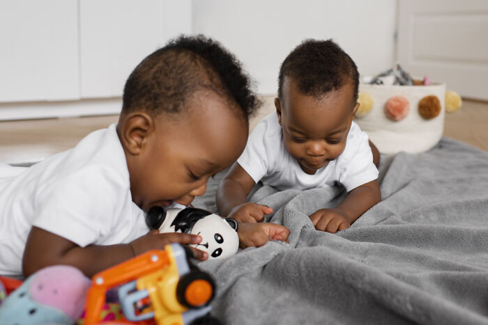 People Are Revealing The Most Unhinged, Depressing And Awful Things They Know About Their Families