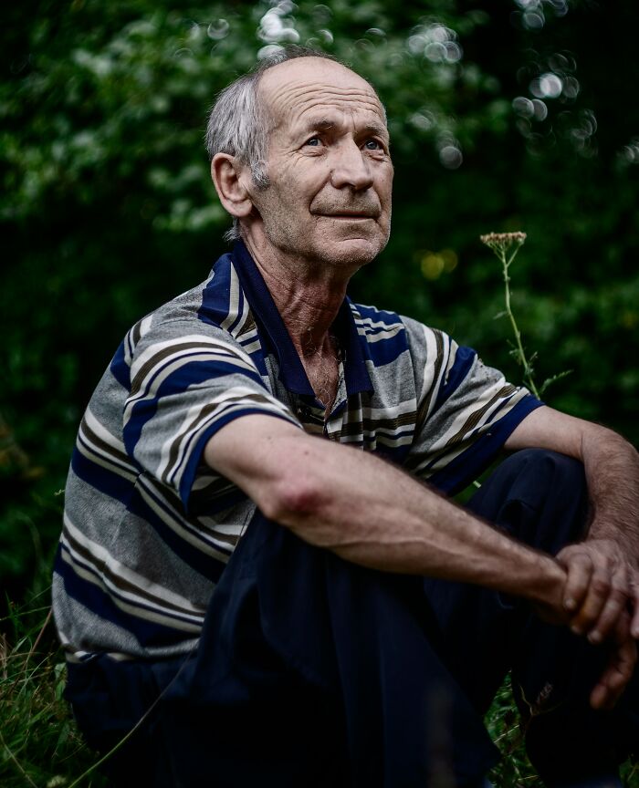 People Are Revealing The Most Unhinged, Depressing And Awful Things They Know About Their Families