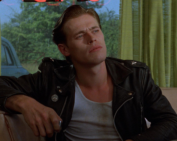 &ldquo;Start Me A Cold Shower&rdquo;: Willem Dafoe Fans Go Nuts After Video Surfaces Showing Him At 20 YO