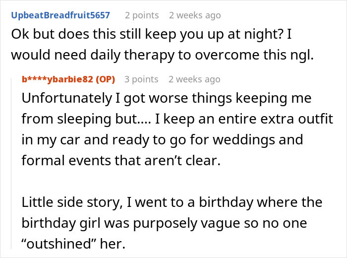 Reddit user shares story about woman going to wedding accidentally dressed like the bride causing horribly awkward moment. - 17