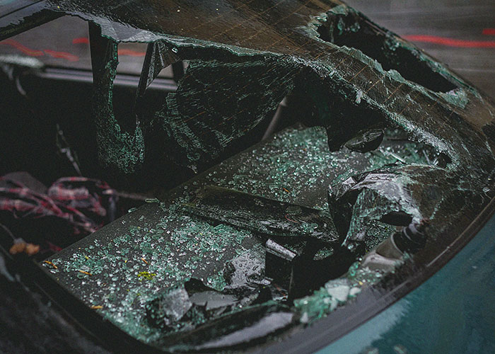 From Bad Decisions To Hilarious Fails: 50 Drunk Moments People Confessed To