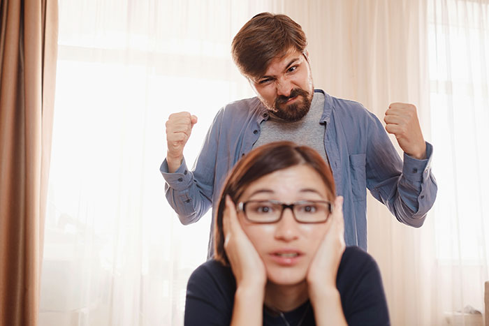 Woman Questions Boyfriend About Possible Affair, He Has A Terrifying Meltdown