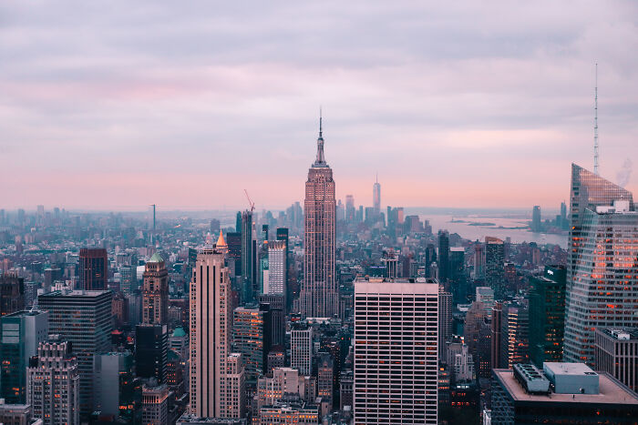 New York – The Unapologetic Hustler