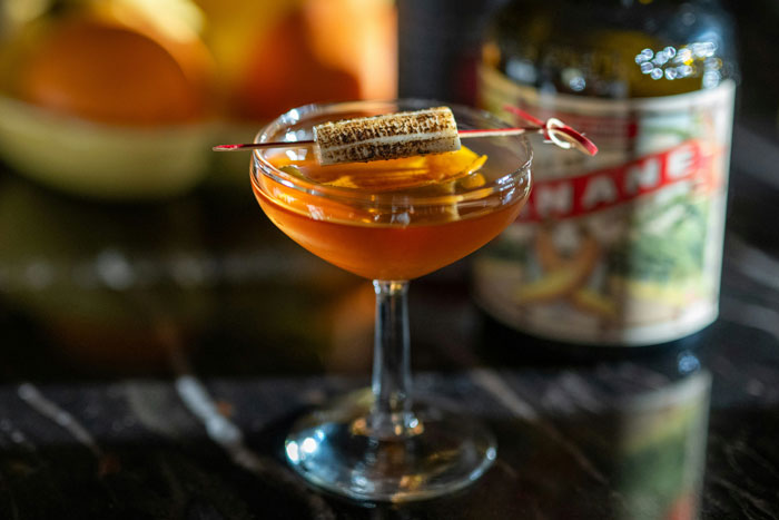 44 Times Hero Bartenders Didn't Hesitate To Step In When Women Were Uncomfortable