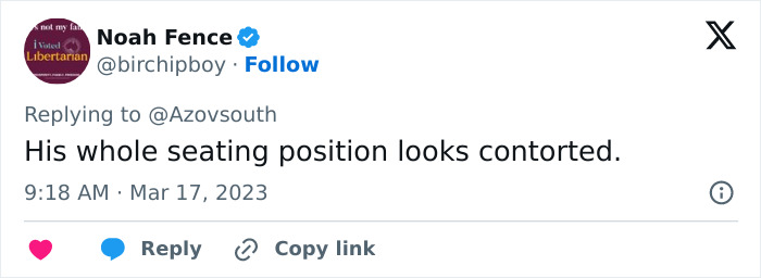 Tweet from Noah Fence commenting on a contorted seating position during Putin&rsquo;s twitching leg in Alaska meeting with Trump.