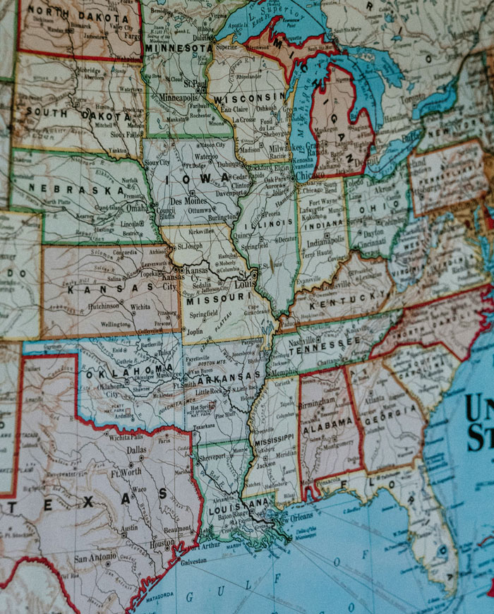 44 Ways Americans Out Themselves In Public Without Even Realizing It