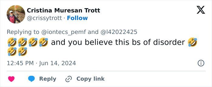 Tweet by a woman expressing disbelief and laughing about a rare condition that makes her see dragons instead of people.