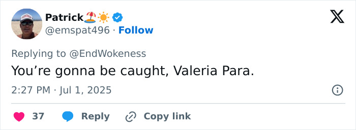 Screenshot of a tweet mentioning the horrific roommate of a 7-Eleven manager involved in a coworker incident.