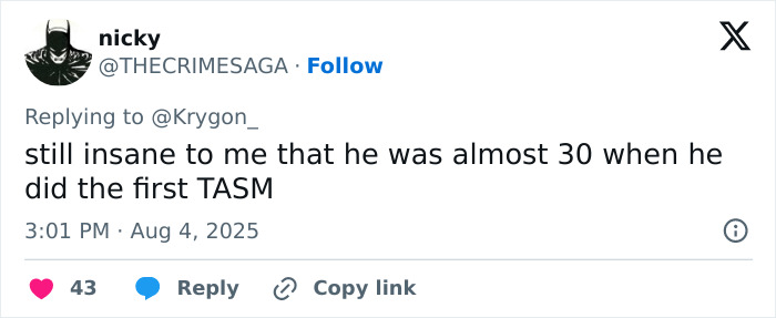 Tweet from nicky mentioning Andrew Garfield's age during the first TASM, sparking major botox buzz discussion online.