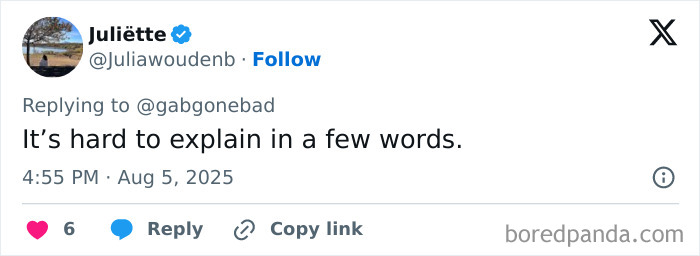 Tweet screenshot showing a user replying with a comment on the bloated cupcake maternity dress and its absurd price.