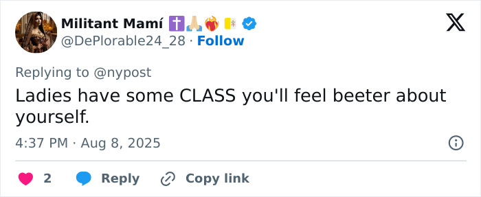 Tweet from user Militant Mam&iacute; defending Gen Z worker&rsquo;s office dress code, highlighting support from netizens online.