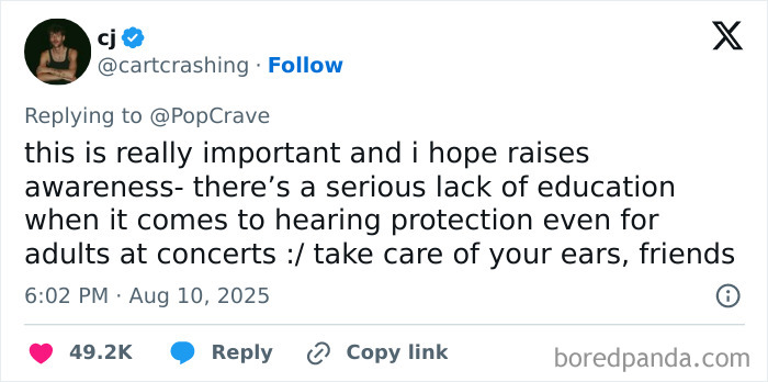 Tweet discussing concert hearing protection, highlighting concerns about an irresponsible mom causing a singer to stop the show abruptly. Tweet discussing concert hearing protection, highlighting concerns about an irresponsible mom causing a singer to stop the show abruptly.
