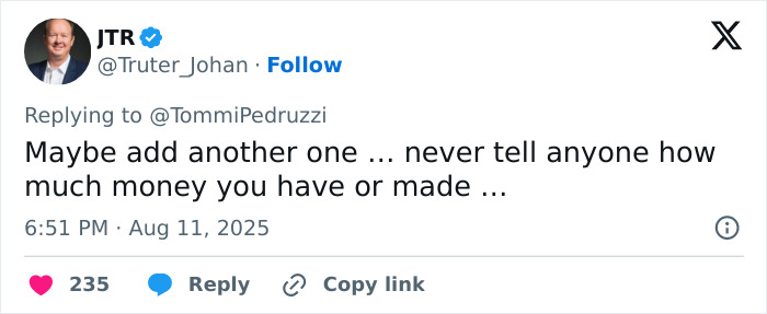 Screenshot of a tweet discussing wealth sharing advice related to a 27-year-old entrepreneur using AI to publish books.