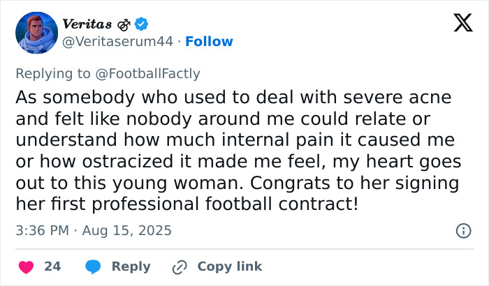 Tweet expressing support for a soccer team&rsquo;s new signing after trolls targeted her appearance online.