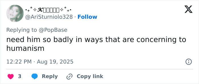 Twitter user sharing a comment about a male figure, related to peak male body discussions in social media.