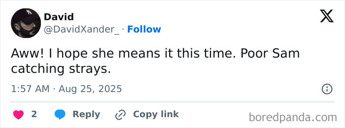 Tweet comment expressing concern after Britney Spears shows off figure wearing only boots, sparking mental health worries.