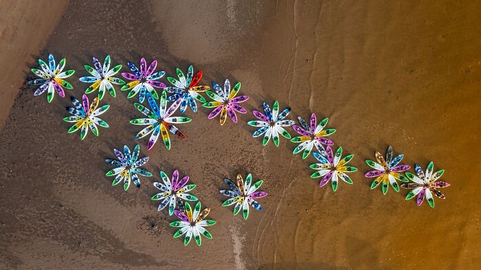 "Kayak Patterns" By Ngar Shun Victor Wong