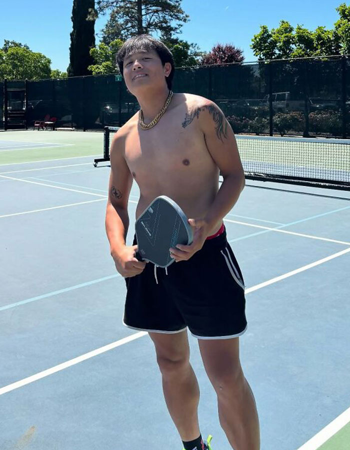 Man Caught Vaping On Plane Gives Bizarre Excuse After Fight With Flight Attendant