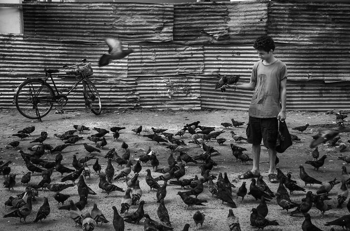 30 Timeless Black & White Moments To Celebrate World Photography Week By Ayanava Sil