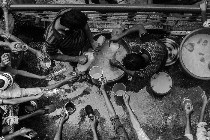 30 Timeless Black & White Moments To Celebrate World Photography Week By Ayanava Sil