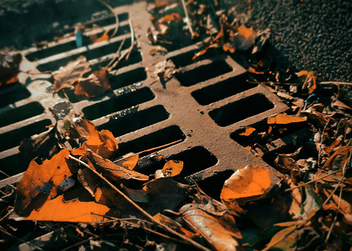 From Bad Decisions To Hilarious Fails: 50 Drunk Moments People Confessed To