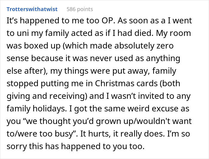 "I Cried So Much I Had Cramps": Woman Freaks Over Family Vacation, People Tell Her To Grow Up