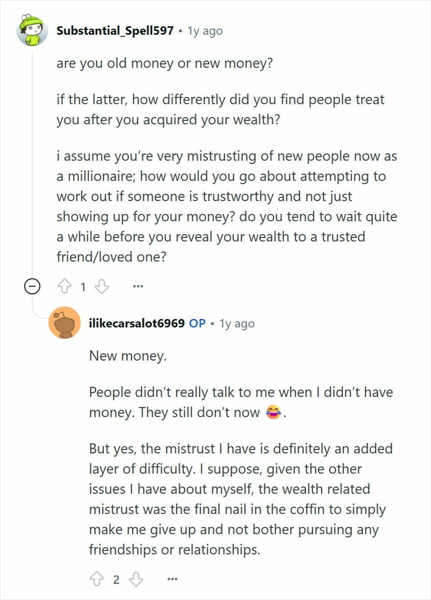 Online Q&A showing a young millionaire discussing mistrust and challenges making friends after gaining wealth.