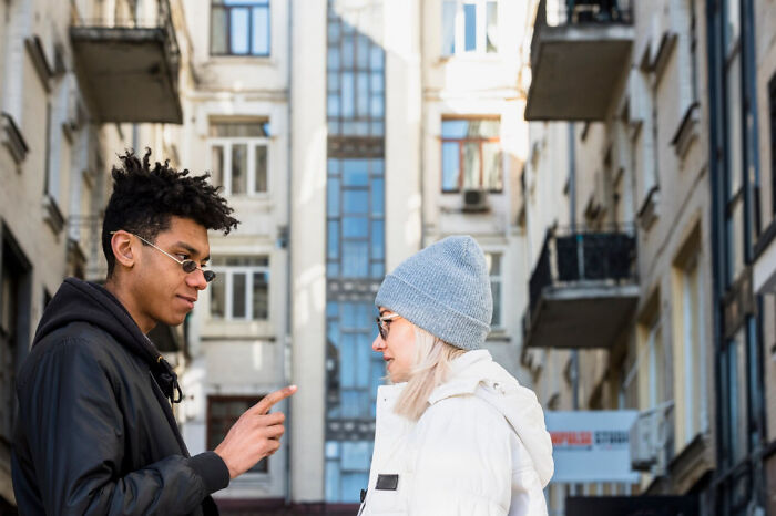 Someone Asks "Street-Smart" People To Share Their Tips And Tricks, 50 Deliver