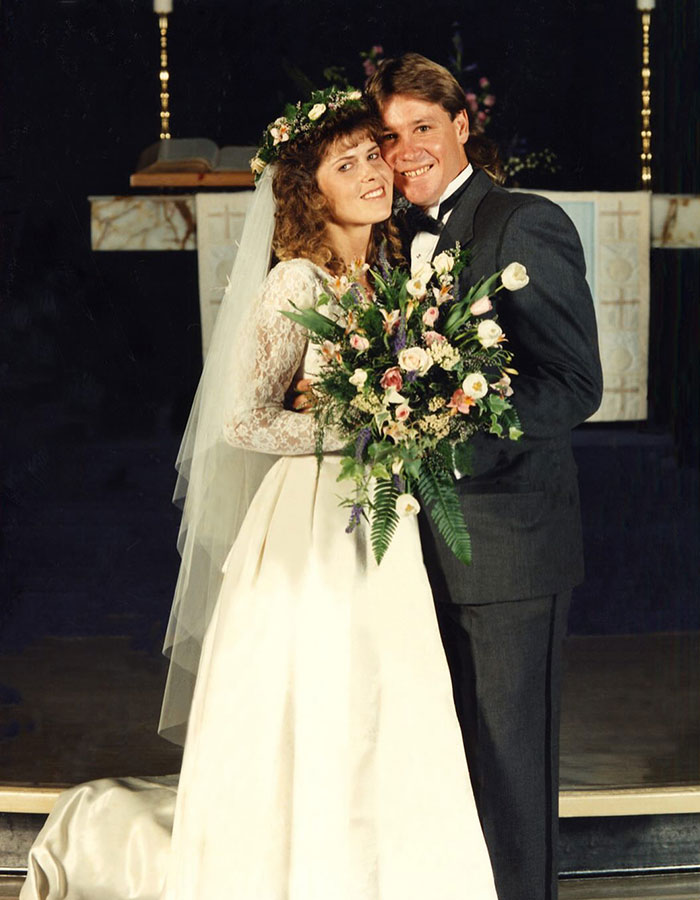 Steve Irwin in wedding attire with wife, showcasing the family behind the surprisingly small fortune left to Robert and Bindi. - 3