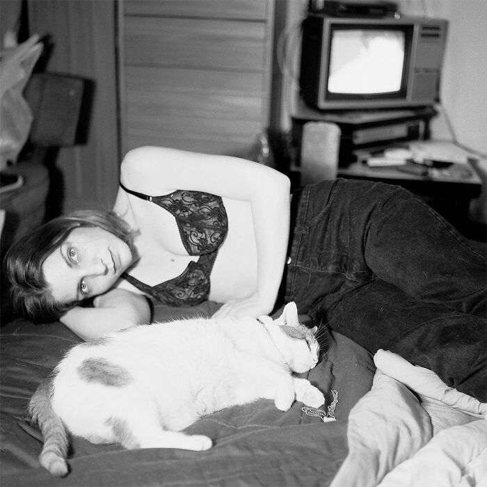 Stacy And Miss Kitty, From The Series 'People I Know' © Lynne Breitfeller