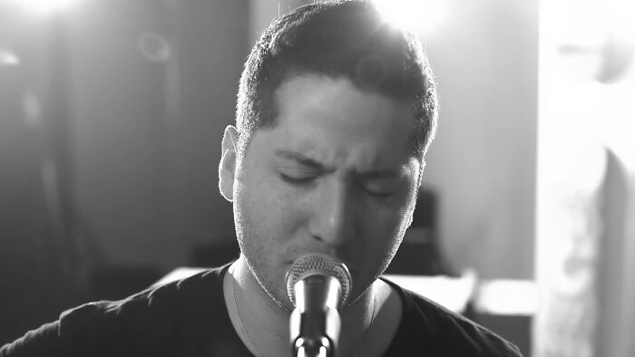 People Recall 42 Innocent Videos That Hide Creepy And Disturbing Stories Behind Their Scenes - 18