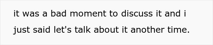 Text on a plain background saying it was a bad moment to discuss it and suggesting to talk another time about coworker misgenders Muslim religion.
