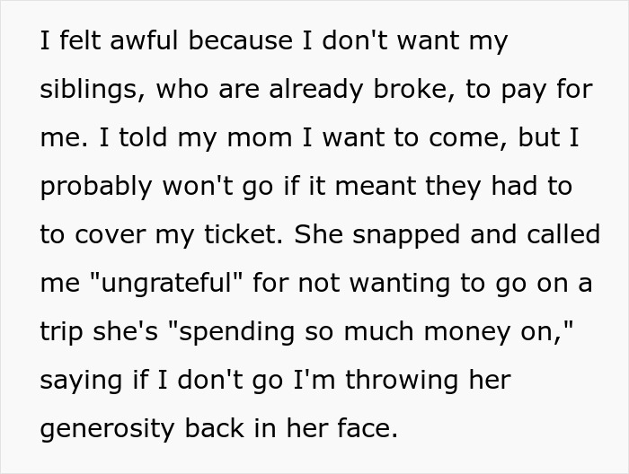 Text screenshot showing a woman refusing to go on Christmas trip if siblings must pay for her flight.