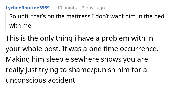 Text comment discussing a man wetting the bed as an unconscious accident and others&rsquo; reactions to it.