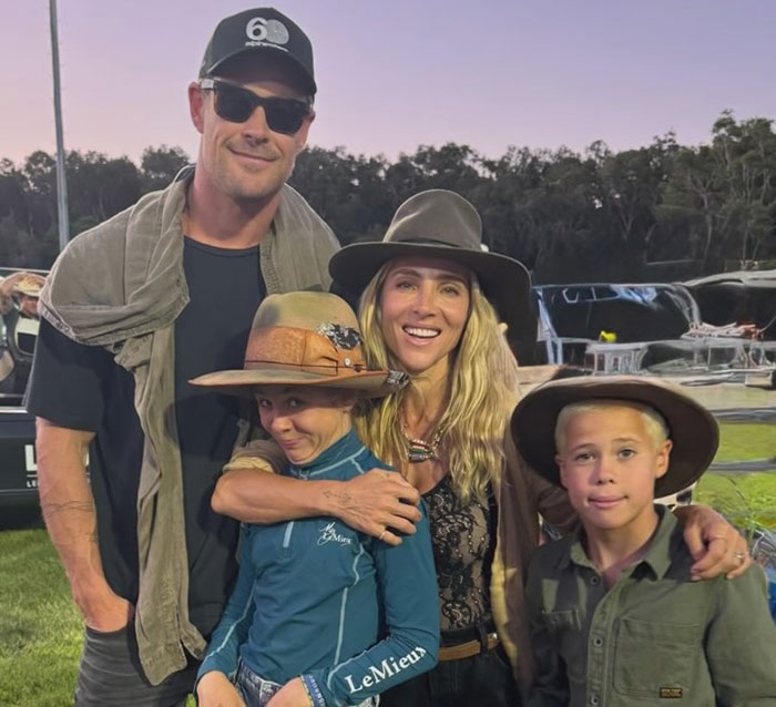 “Your Parents Did A Fantastic Job”: Fans Thirst Over Hemsworth Brothers After B’day Group Photo “Your Parents Did A Fantastic Job”: Fans Thirst Over Hemsworth Brothers After B’day Group Photo